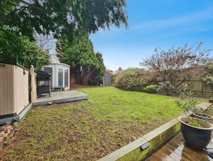 Photo 16- click for photo gallery